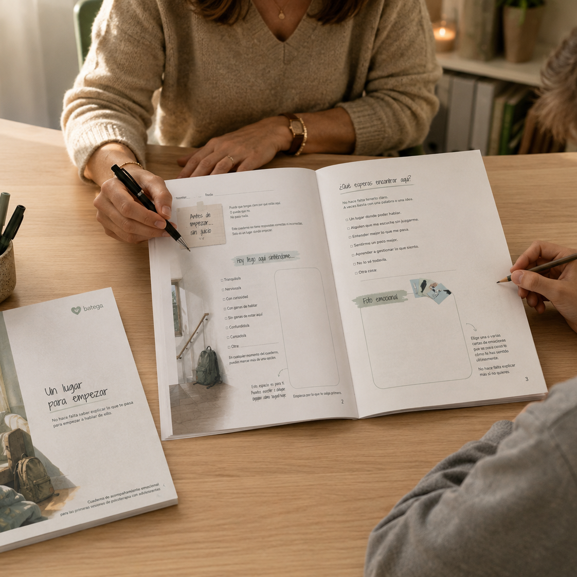 Un lloc per a començar · Quadern terapèutic per a adolescents
